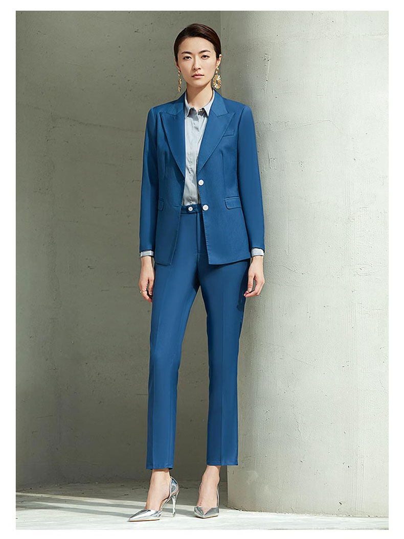 女士孔雀藍西服定做款式展示
